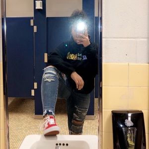 Meet your Posher, Jay